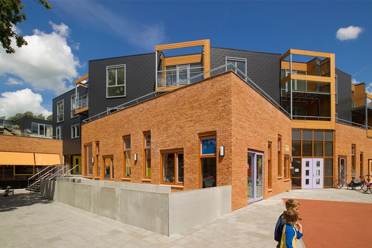 brede school woerden ronding en hoek